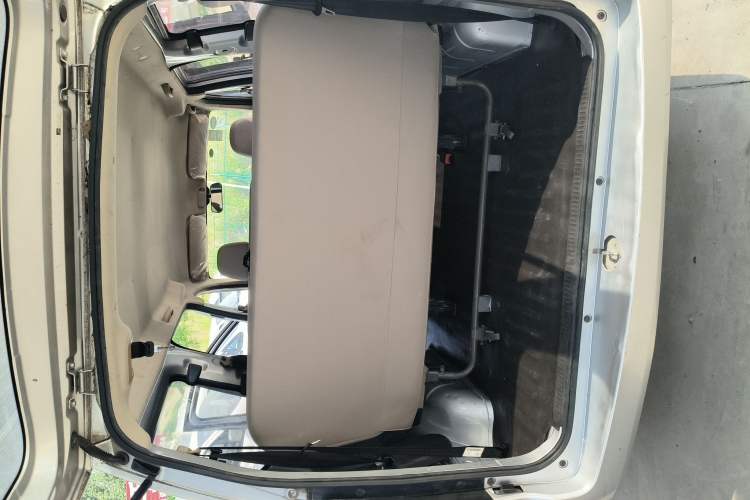 Used Wuling Hongguang V 2019 1.5L Standard Version China VI LAR Exterior 8