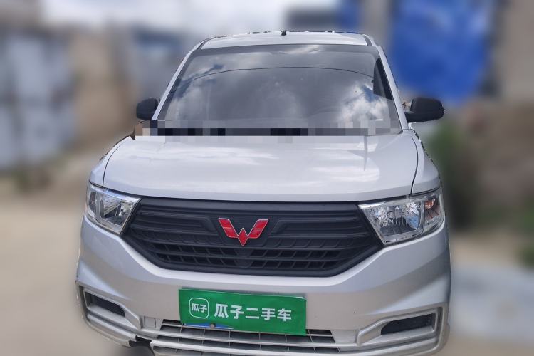 Used Wuling Hongguang V 2019 1.5L Base Version China VI LAR Front
