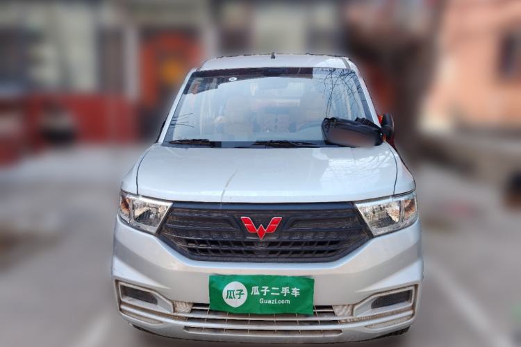 Used Wuling Hongguang V 2019 1.5L Base Version China VI LAR Front