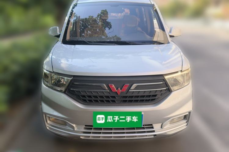Used Wuling Hongguang V 2019 1.5L Standard Version L2B Front