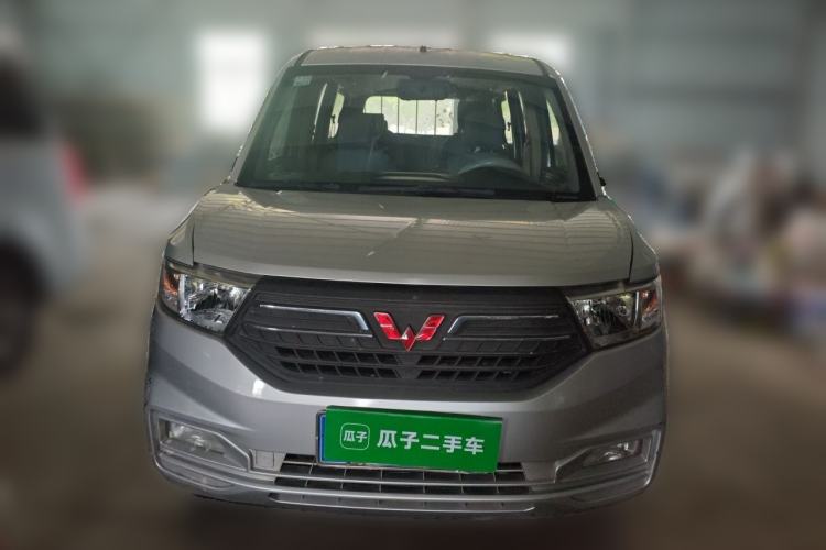 Used Wuling Hongguang V 2019 1.5L Enjoyment Version China VI LAR Front