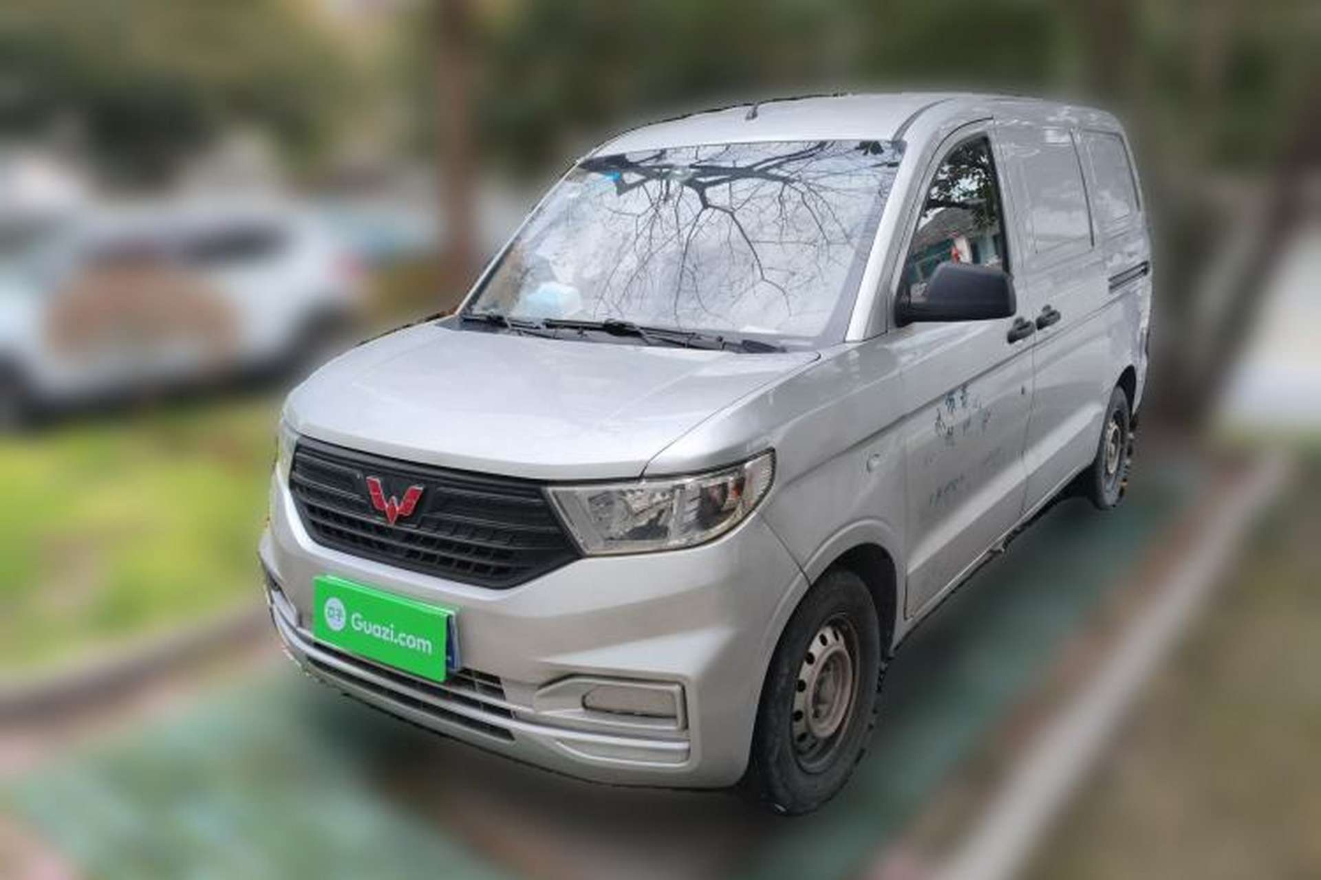Used Wuling Hongguang V 2019 1.5L Jingqu Edition Sealed-Window Vehicle China VI LAR Front Left 45 Deg