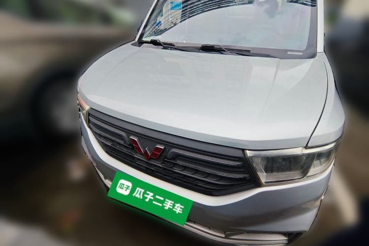 Used Wuling Hongguang V 2019 1.5L Base Version China VI LAR Front