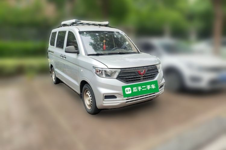Used Wuling Hongguang V 2019 1.5L Jingqu Version China VI LAR Front Right 45 Deg