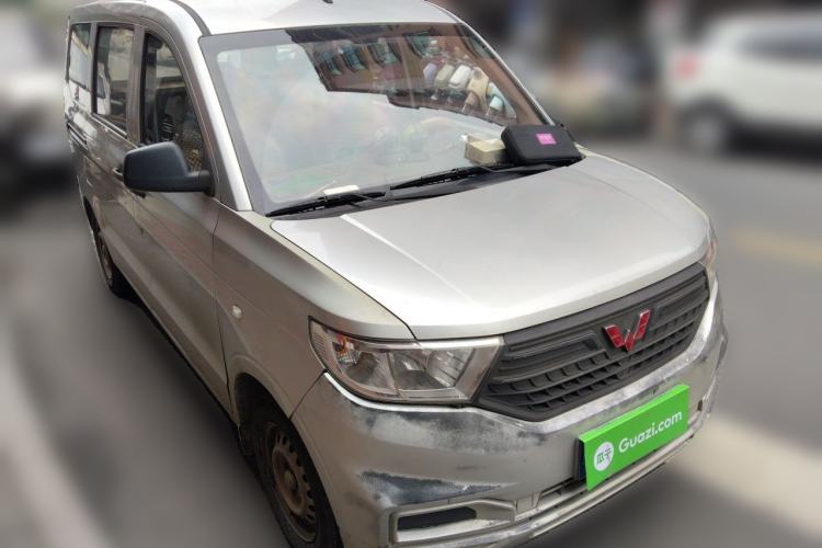 Used Wuling Hongguang V 2019 1.5L Base Version China VI LAR Front Right 45 Deg
