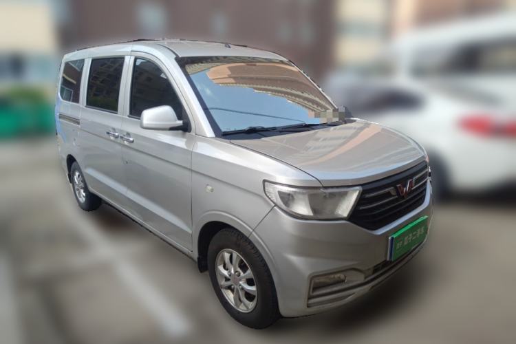 Used Wuling Hongguang V 2019 1.5L Enjoyment Version China VI LAR Front Right 45 Deg