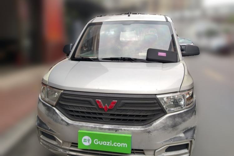 Used Wuling Hongguang V 2019 1.5L Base Version China VI LAR Front