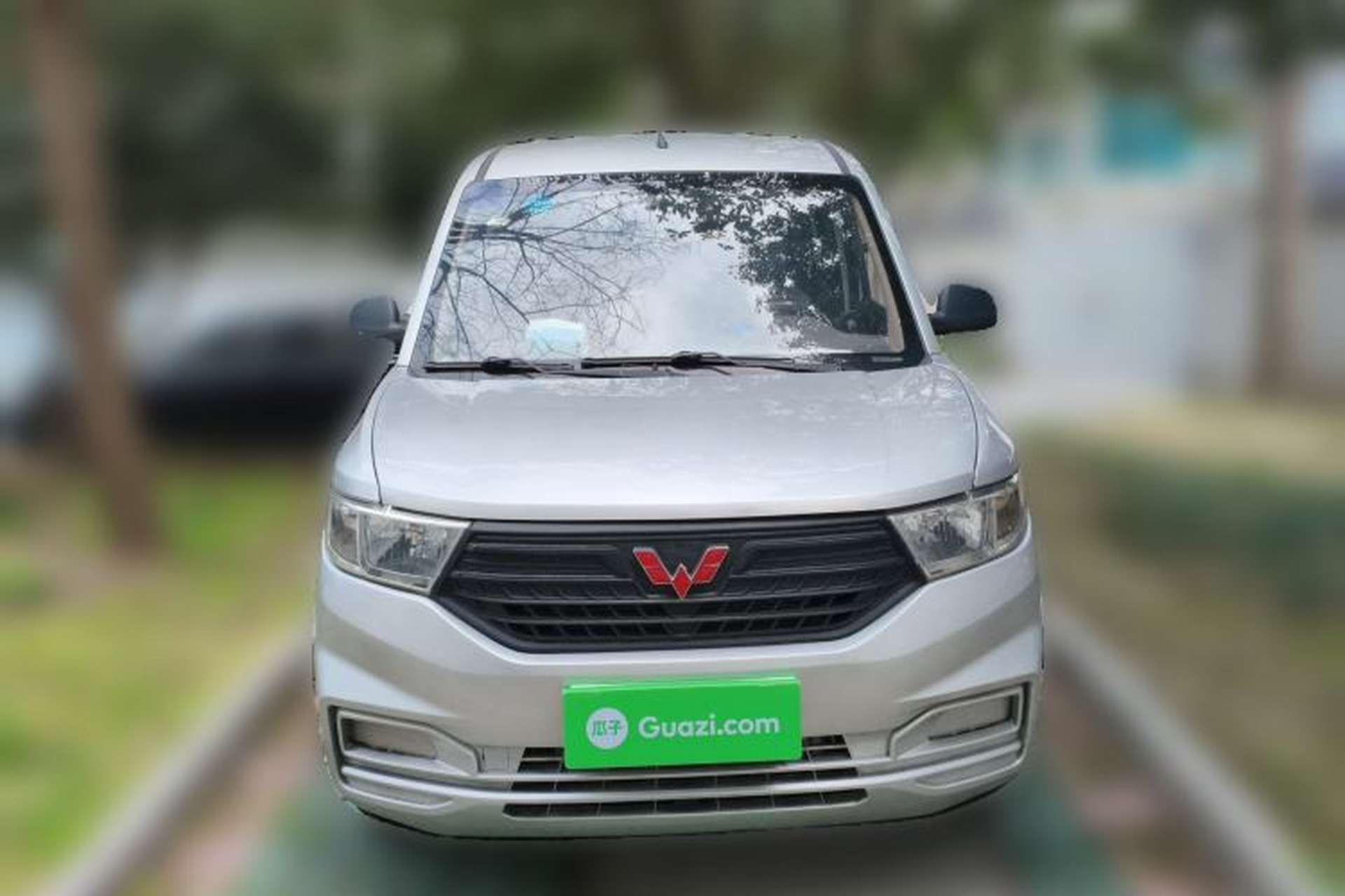 Used Wuling Hongguang V 2019 1.5L Jingqu Edition Sealed-Window Vehicle China VI LAR Front