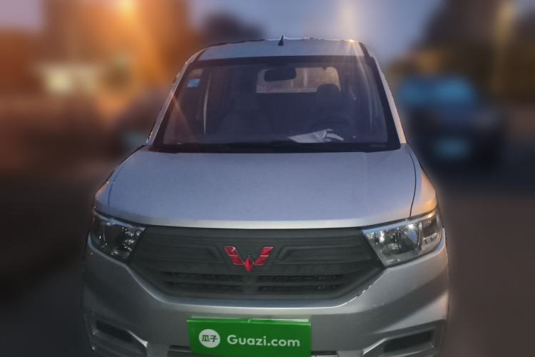 Used Wuling Hongguang V 2019 1.5L Jingqu Version China VI LAR Front