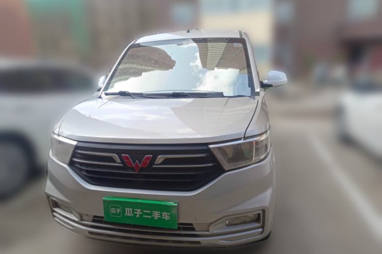 Used Wuling Hongguang V 2019 1.5L Enjoyment Version China VI LAR Front
