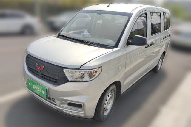Used Wuling Hongguang V 2019 1.5L Jingqu Version China VI LAR