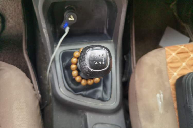Used Wuling Hongguang V 2019 1.5L Jingqu Version China VI LAR Gear Lever