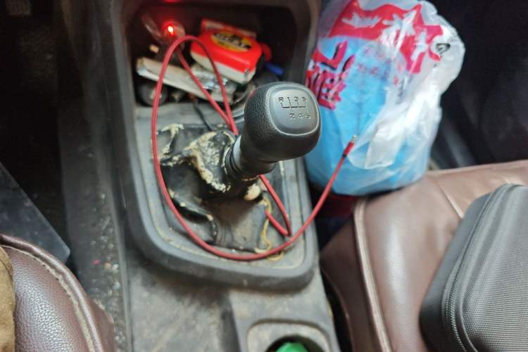 Used Wuling Hongguang V 2019 1.5L Standard Version China VI LAR Gear Lever