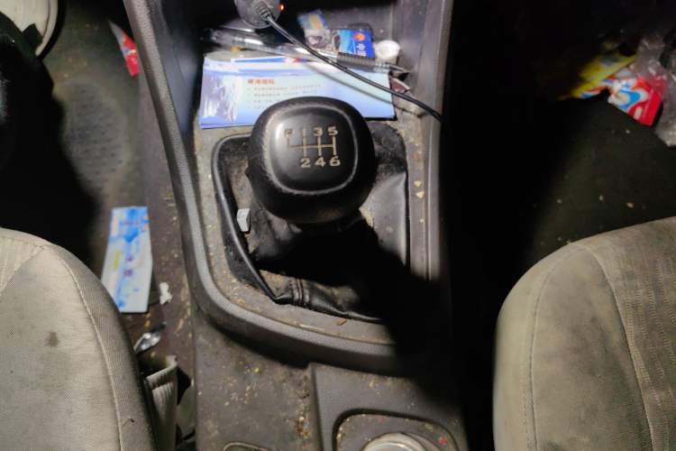 Used Wuling Hongguang V 2019 1.5L Enjoyment Version China VI LAR Gear Lever