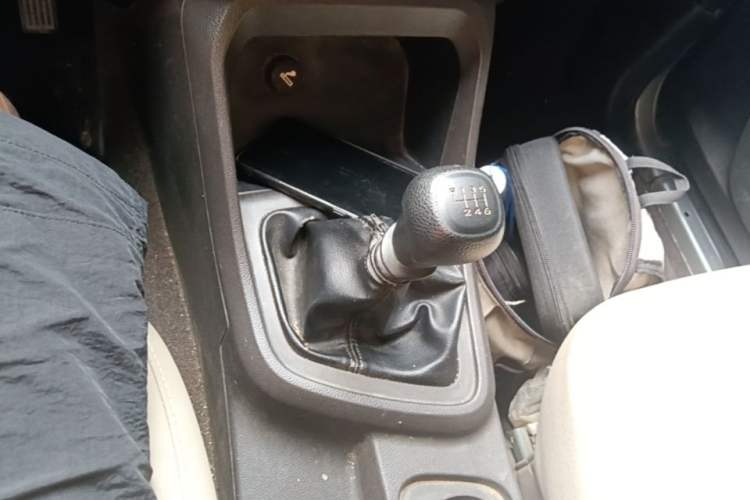 Used Wuling Hongguang V 2019 1.5L Jingqu Version China VI LAR Gear Lever