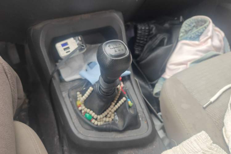 Used Wuling Hongguang V 2019 1.5L Jingqu Version China VI LAR Gear Lever