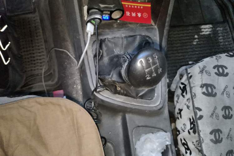 Used Wuling Hongguang V 2019 1.5L Base Version L2B Gear Lever