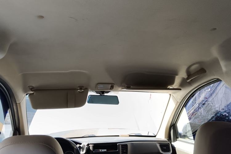 Used Wuling Hongguang V 2019 1.5L Base Version China VI LAR Headliner