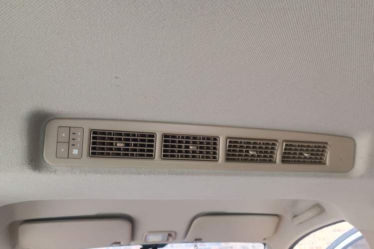 Used Wuling Hongguang V 2019 1.5L Enjoyment Version China VI LAR Headliner