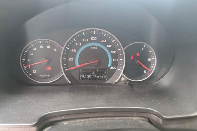 Used Wuling Hongguang V 2019 1.5L Standard Version China VI LAR Instrument Cluster