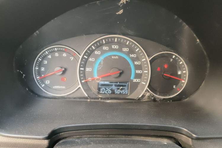Used Wuling Hongguang V 2019 1.5L Standard Version L2B Instrument Cluster