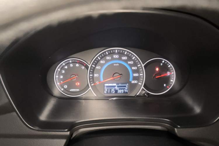 Used Wuling Hongguang V 2019 1.5L Enjoyment Version L2B Instrument Cluster