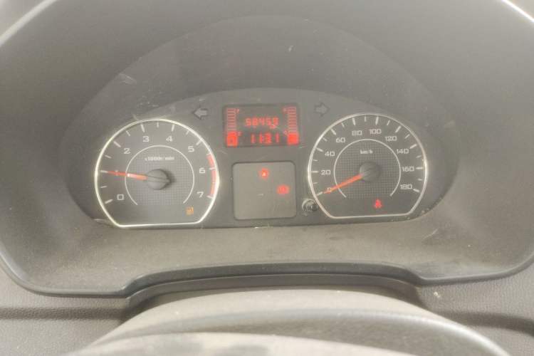 Used Wuling Hongguang V 2019 1.5L Enjoyment Version China VI LAR Instrument Cluster