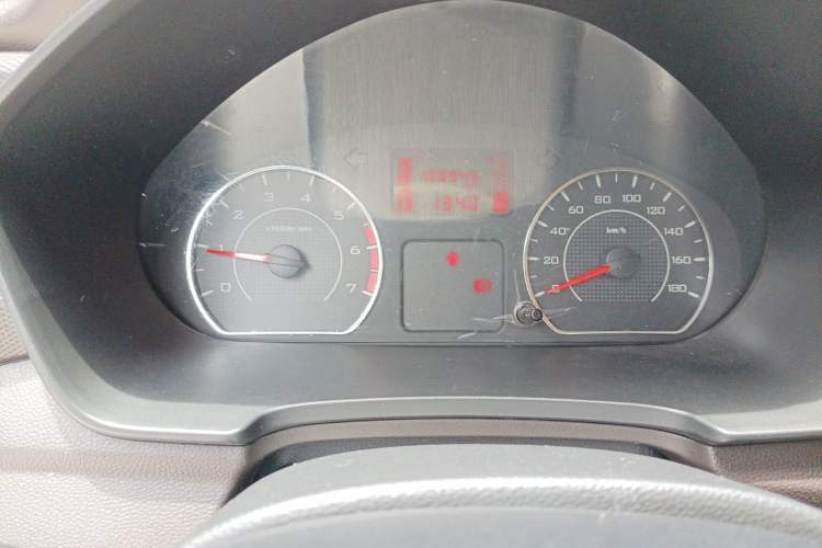 Used Wuling Hongguang V 2019 1.5L Base Window-Sealed Vehicle China VI LAR Instrument Cluster