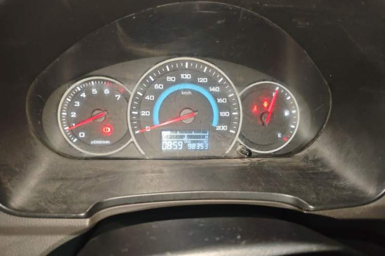 Used Wuling Hongguang V 2019 1.5L Enjoyment Version China VI LAR Instrument Cluster