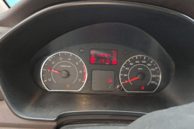 Used Wuling Hongguang V 2019 1.5L Base Version China VI LAR Instrument Cluster