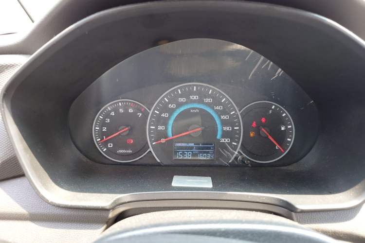 Used Wuling Hongguang V 2019 1.5L Standard Version China VI LAR Instrument Cluster