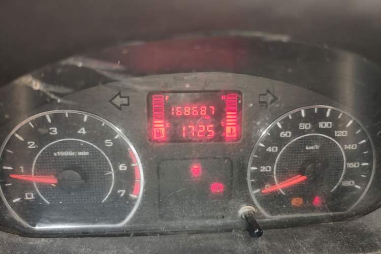 Used Wuling Hongguang V 2019 1.5L Jingqu Edition Sealed-Window Vehicle China VI LAR Instrument Cluster