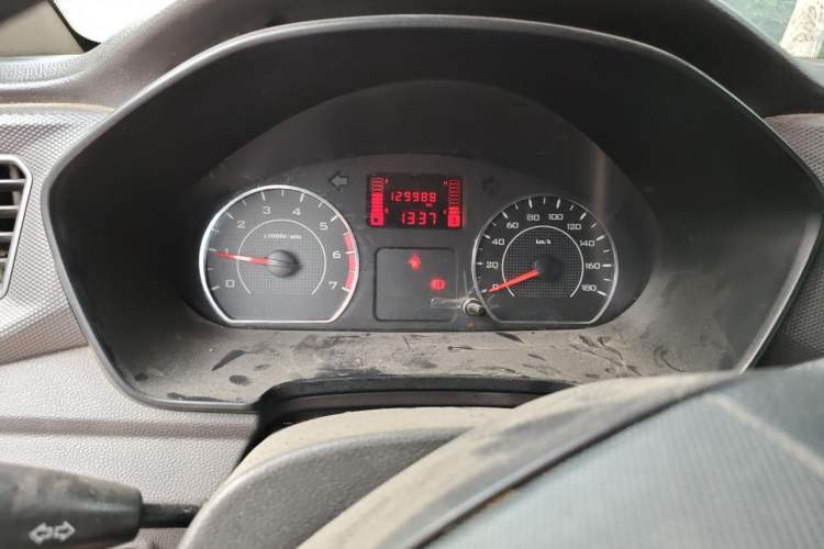 Used Wuling Hongguang V 2019 1.5L Base Window-Sealed Vehicle China VI LAR Instrument Cluster