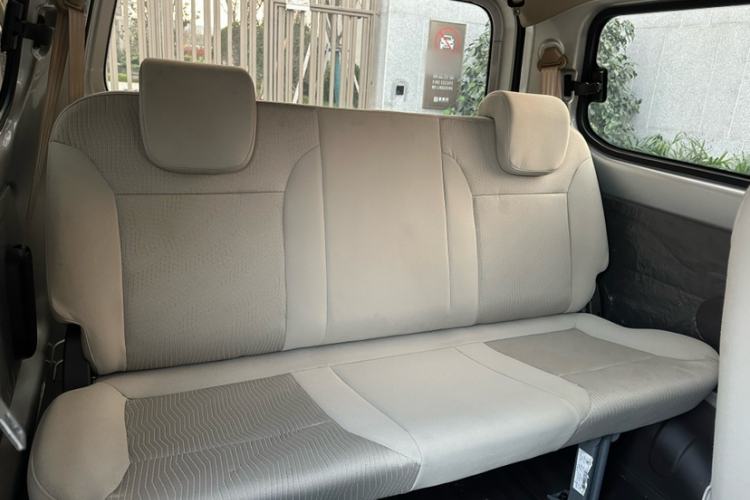 Used Wuling Hongguang V 2019 1.5L Enjoyment Version China VI LAR Interior 2