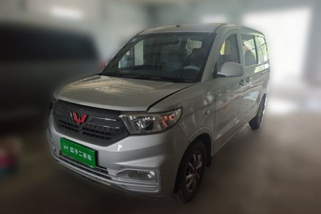 Used Wuling Hongguang V 2019 1.5L Enjoyment Version China VI LAR