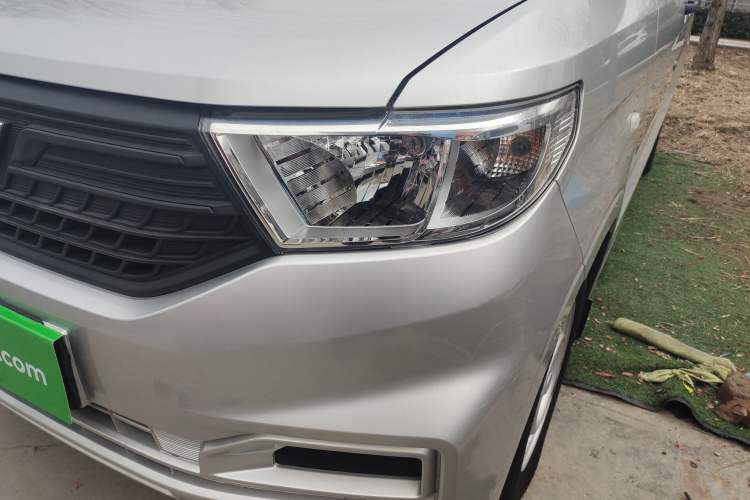 Used Wuling Hongguang V 2019 1.5L Base Version China VI LAR Left Front Headlight