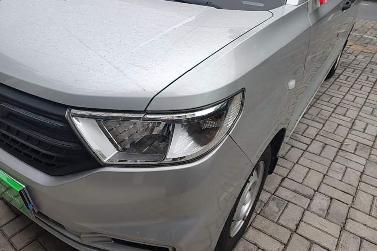 Used Wuling Hongguang V 2019 1.5L Jingqu Edition Sealed-Window Vehicle China VI LAR Left Front Headlight