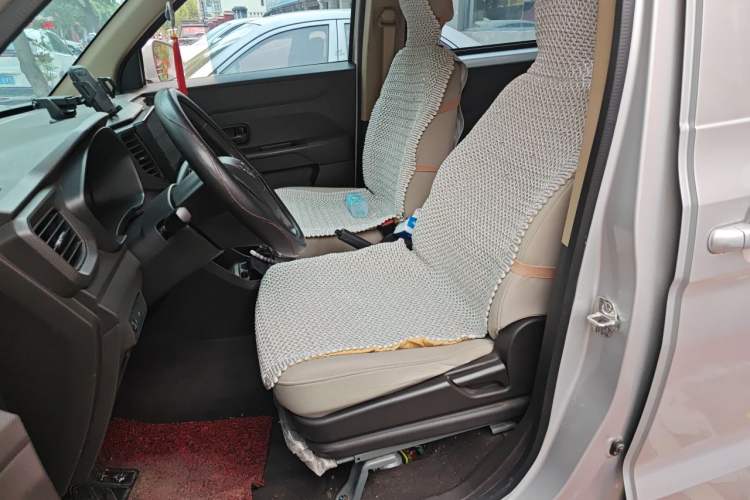 Used Wuling Hongguang V 2019 1.5L Jingqu Version China VI LAR Left Front Seat
