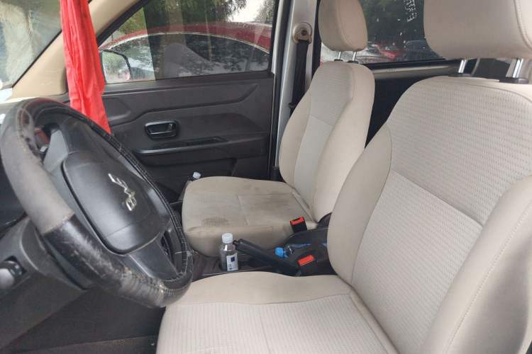 Used Wuling Hongguang V 2019 1.5L Base Version China VI LAR Left Front Seat