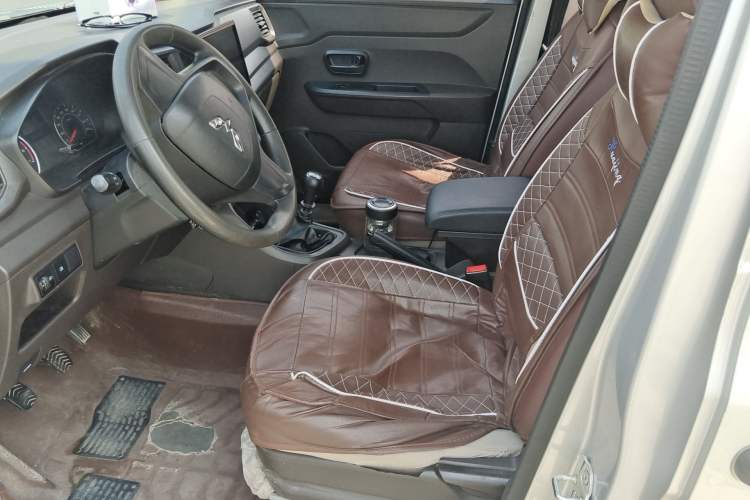 Used Wuling Hongguang V 2019 1.5L Jingqu Version China VI LAR Left Front Seat