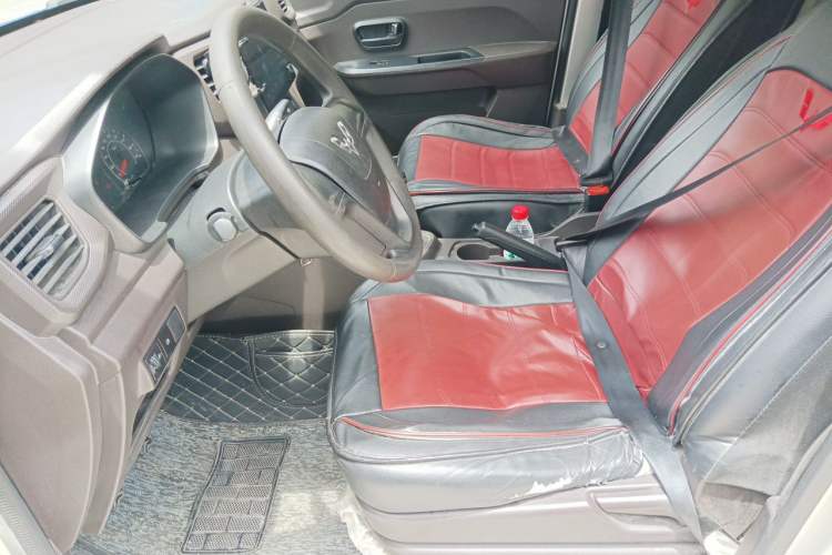 Used Wuling Hongguang V 2019 1.5L Base Window-Sealed Vehicle China VI LAR Left Front Seat
