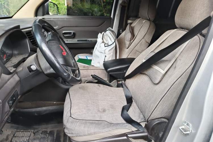 Used Wuling Hongguang V 2019 1.5L Base Window-Sealed Vehicle China VI LAR Left Front Seat