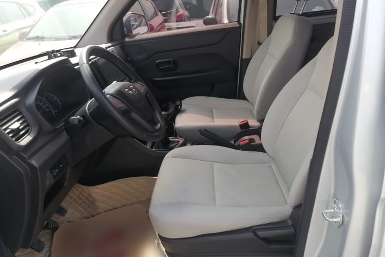 Used Wuling Hongguang V 2019 1.5L Enjoyment Version China VI LAR Left Front Seat