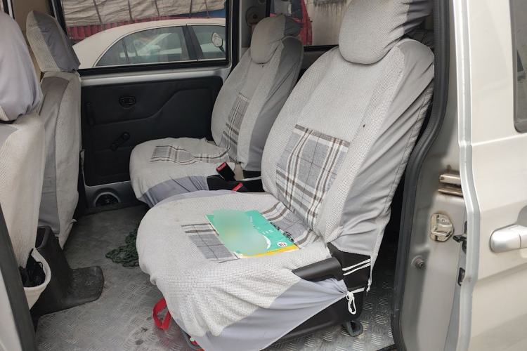 Used Wuling Hongguang V 2019 1.5L Enjoyment Version China VI LAR Left Rear Seat