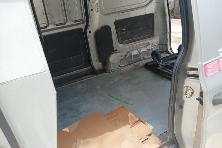 Used Wuling Hongguang V 2019 1.5L Base Window-Sealed Vehicle China VI LAR Left Rear Seat