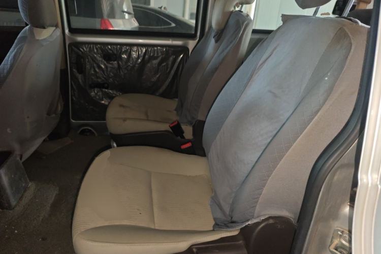 Used Wuling Hongguang V 2019 1.5L Enjoyment Version China VI LAR Left Rear Seat