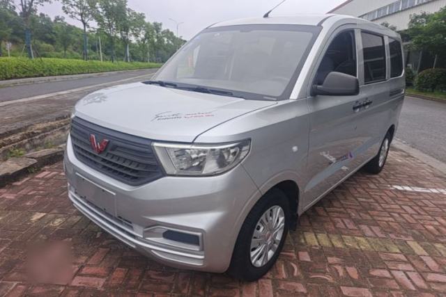 Used Wuling Hongguang V 2019 1.5L Jingqu Version China VI LAR