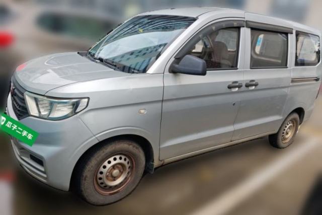 Used Wuling Hongguang V 2019 1.5L Base Version China VI LAR