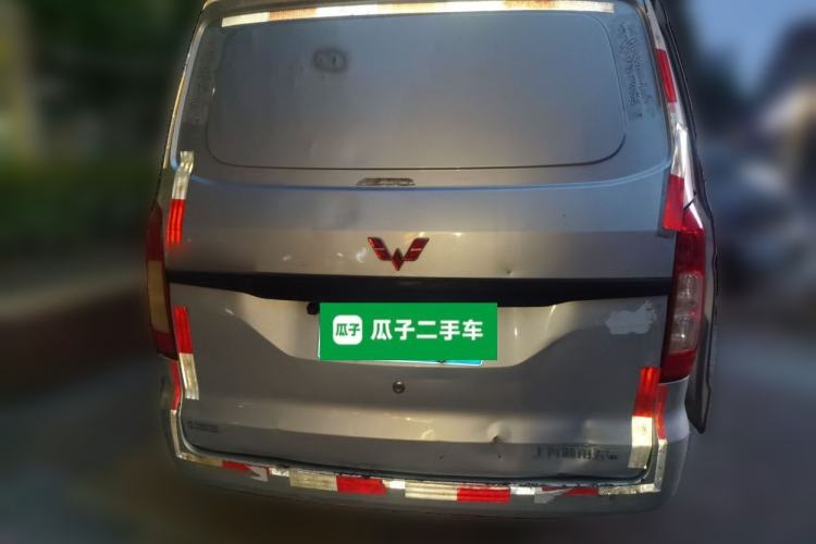 Used Wuling Hongguang V 2019 1.5L Jingqu Edition Sealed-Window Vehicle China VI LAR Rear