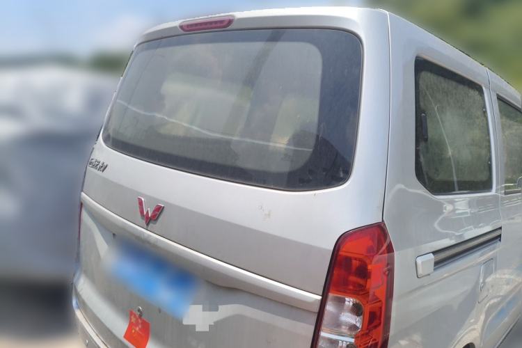 Used Wuling Hongguang V 2019 1.5L Standard Version L2B Rear